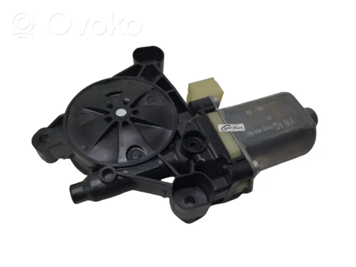 Audi Q7 4M Front door window regulator motor 8W0959801