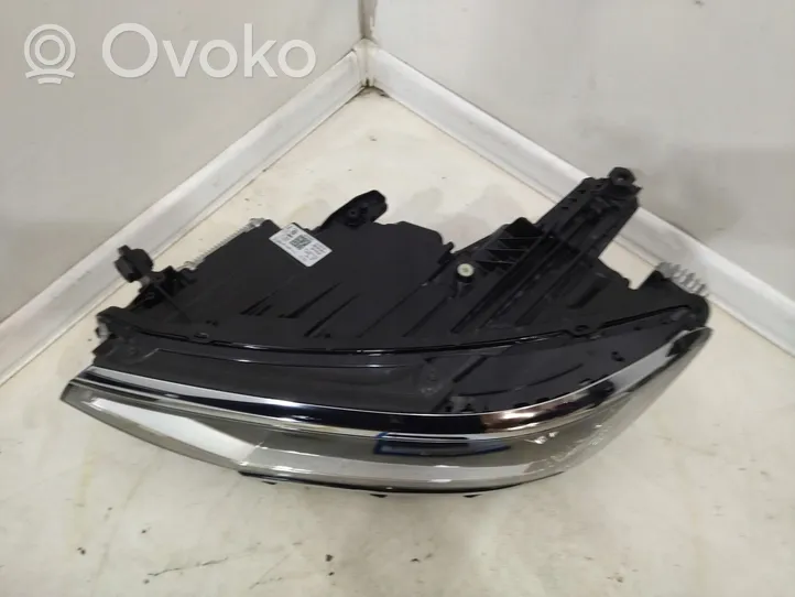 Volkswagen PASSAT B8 Lampa przednia 3G1941081T