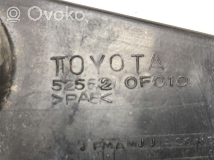 Toyota Corolla Verso E121 Staffa di rinforzo montaggio del paraurti posteriore 525620F010