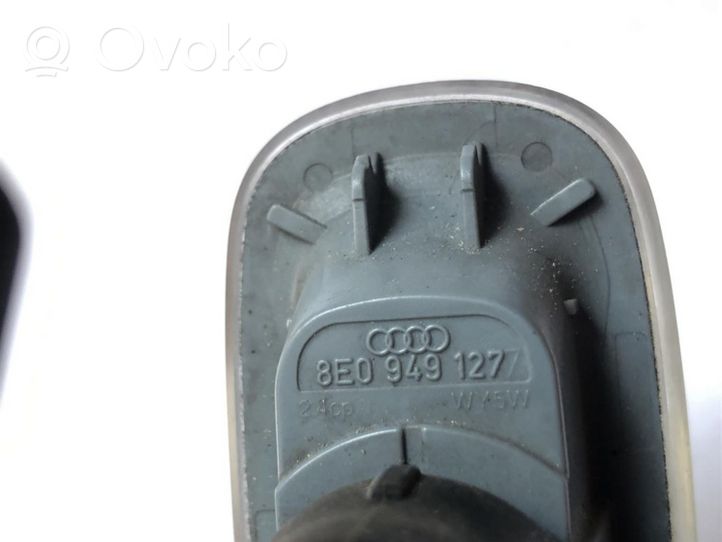 Audi A4 S4 B7 8E 8H Seitenblinker 