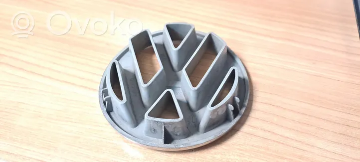 Volkswagen Sharan Mostrina con logo/emblema della casa automobilistica 7M0853601L