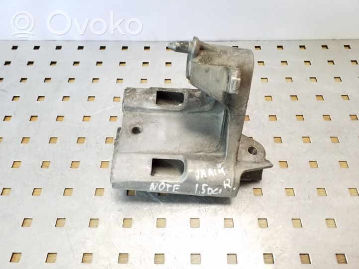 Nissan Note (E11) Engine mounting bracket 