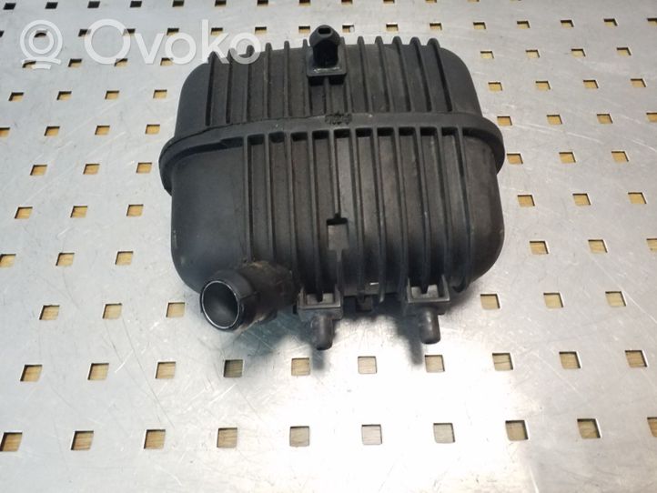 Audi A4 S4 B7 8E 8H Intake resonator 