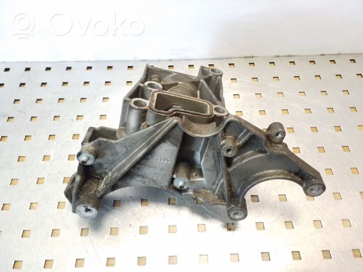 Audi A4 S4 B7 8E 8H Supporto di montaggio della pompa del servosterzo 059145169P