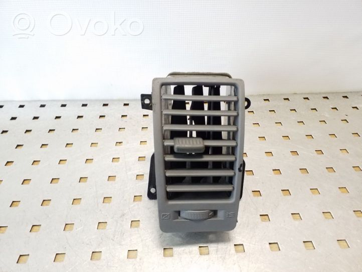 Hyundai Terracan Copertura griglia di ventilazione laterale cruscotto 85730H1600