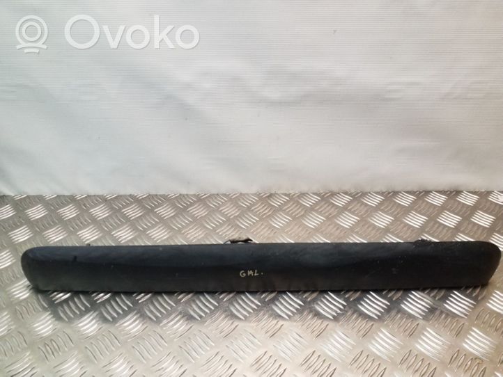 Opel Movano A Takaluukun rekisterikilven valon palkki 7700352127