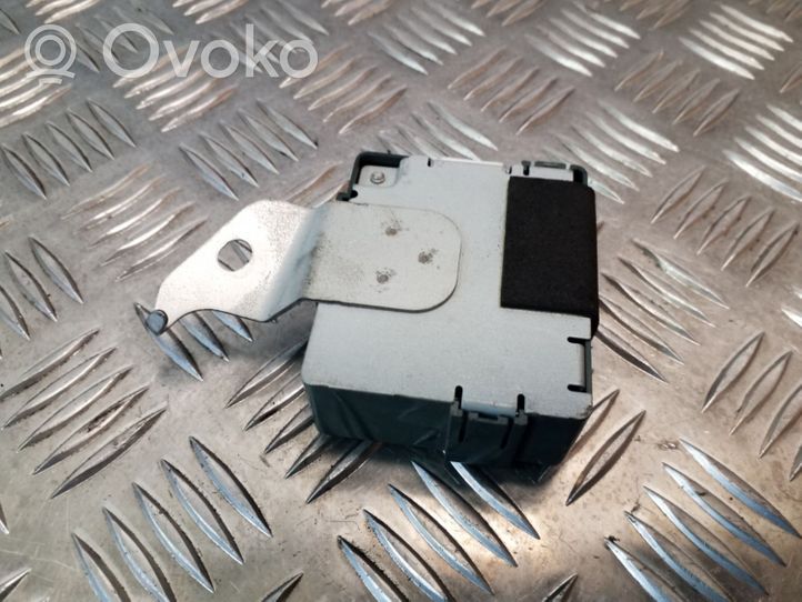 Toyota Land Cruiser (J120) Durų elektronikos valdymo blokas 8974160340