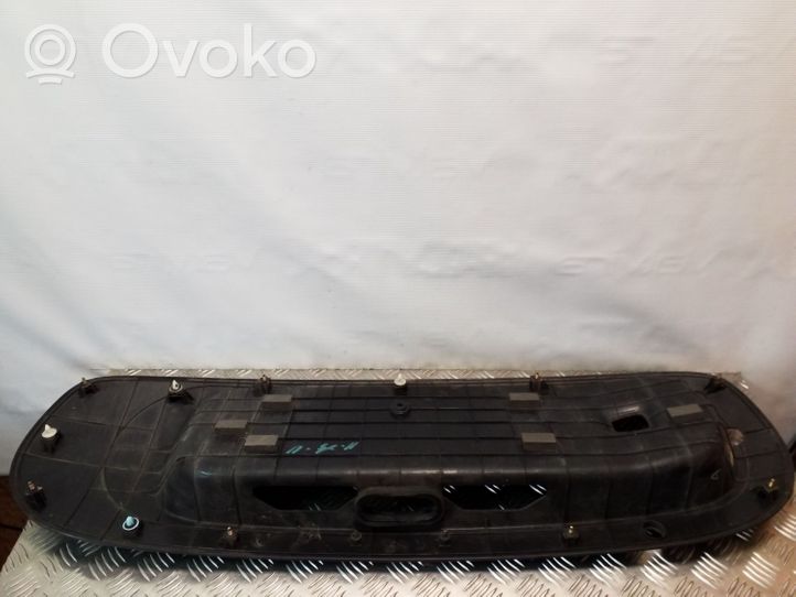 Hyundai Santa Fe Takaluukun koristelista 8737126510