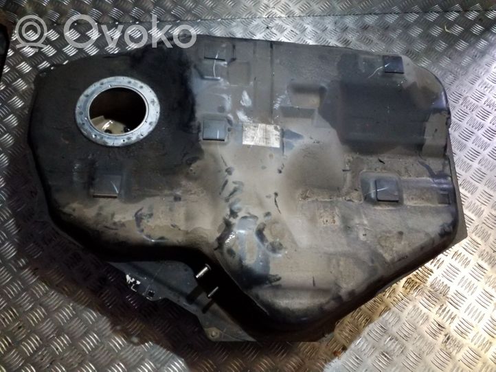 Mazda 6 Serbatoio del carburante GHT242100