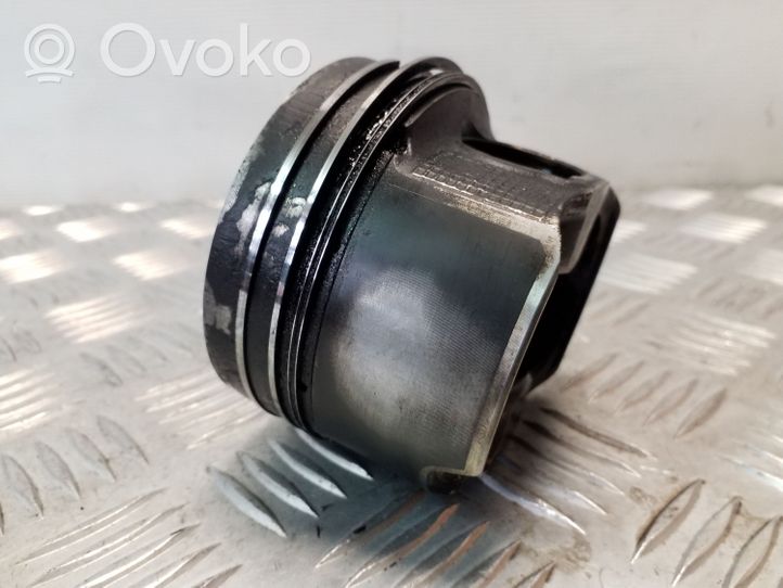 Mazda 6 Piston 