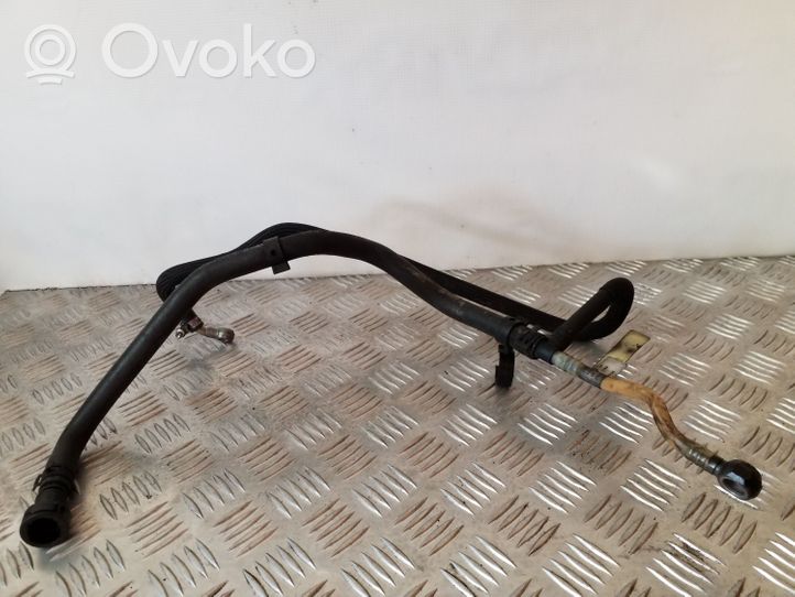 BMW 7 E65 E66 Linea/tubo flessibile di ritorno del carburante 7796132