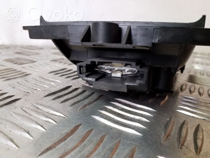 Volkswagen Golf IV Pečiuko ventiliatoriaus reostatas (reustatas) 1J0819022A