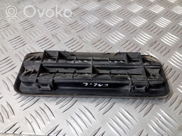 Fiat Croma Quarter panel pressure vent 15143604