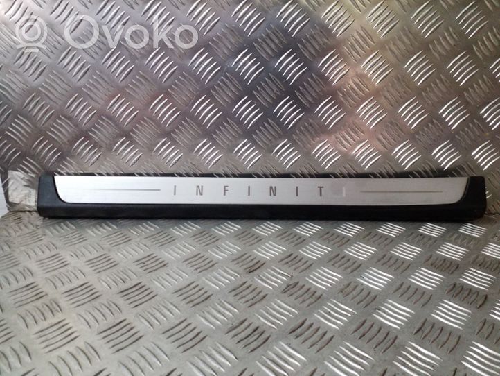 Infiniti FX Etuoven kynnyksen suojalista 76894CG000