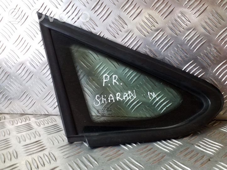 Volkswagen Sharan Trikampis stiklas kėbulo priekyje 7N0845412B