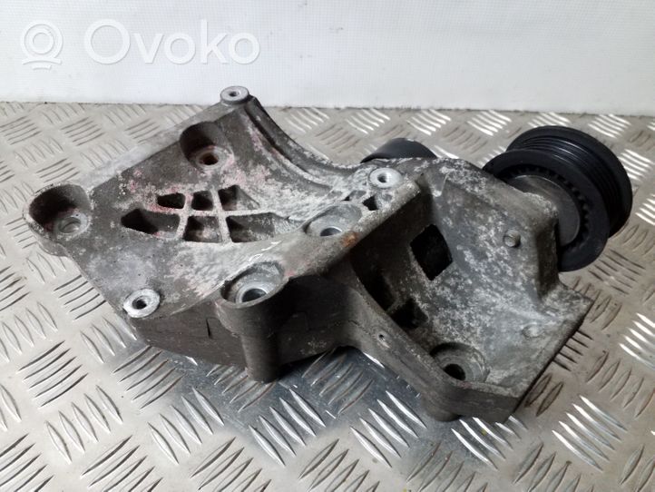 Opel Astra J Uchwyt / Mocowanie sprężarki klimatyzacji 55582510