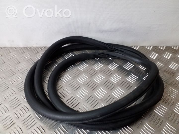 Opel Mokka Rear door rubber seal (on body) 