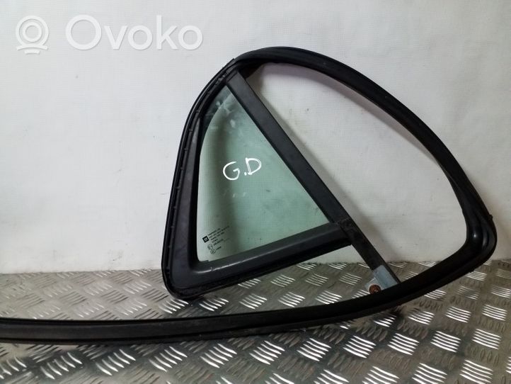 Opel Mokka Rear vent window glass 