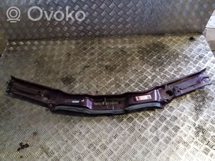 Audi A6 S6 C4 4A Staffa del pannello di supporto del radiatore parte superiore 