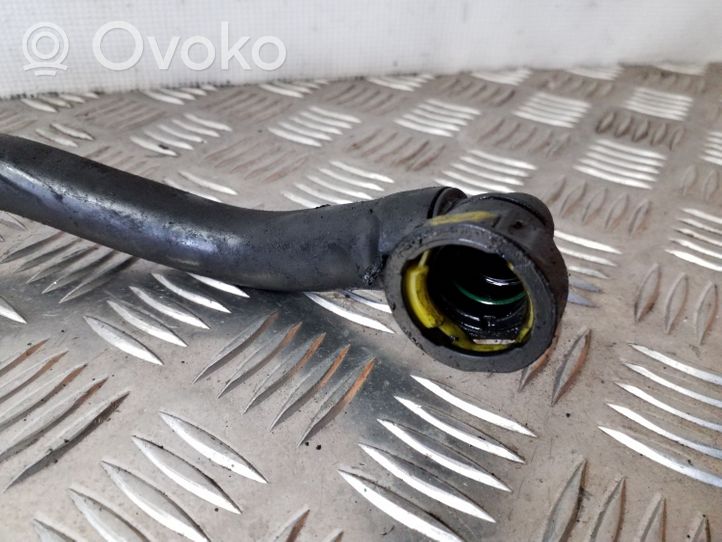 Opel Vivaro Przewód / Odma odpowietrzenia 