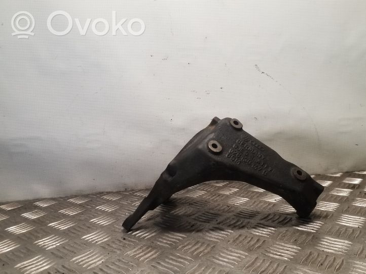 Volkswagen Sharan Support pompe injection à carburant 028130147B