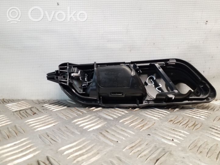 Volkswagen PASSAT CC Maniglia interna per portiera anteriore 3C8837113F