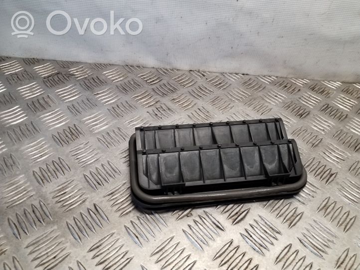 Volkswagen PASSAT CC Quarter panel pressure vent 3C0819465