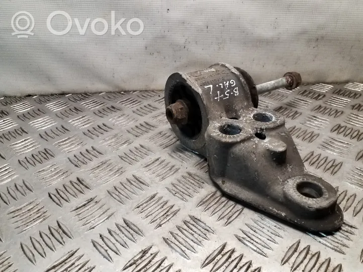 Volkswagen PASSAT B5.5 Supporto alloggiamento assale posteriore 8E0501521H