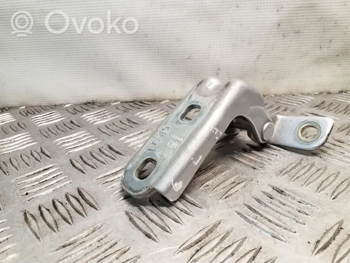 Opel Mokka Rear door lower hinge 