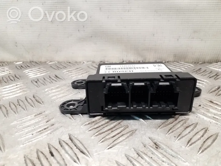 Opel Mokka Parking PDC control unit/module 13354532