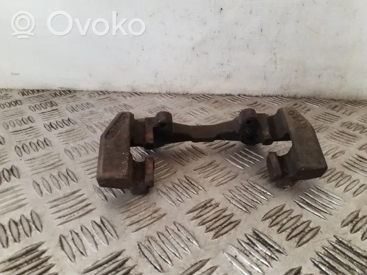 Jeep Grand Cherokee (WJ) Supporto della pinza del freno posteriore 