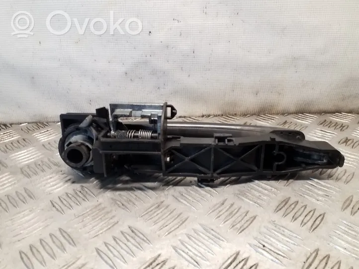 Opel Movano B Klamka zewnętrzna drzwi przednich 806065415R