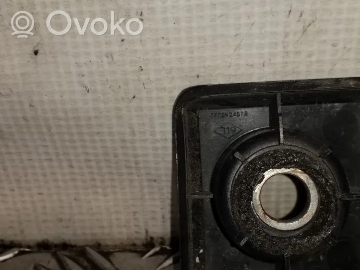 Opel Movano B Kita slankiojančių durų apdailos detalė 777892481R