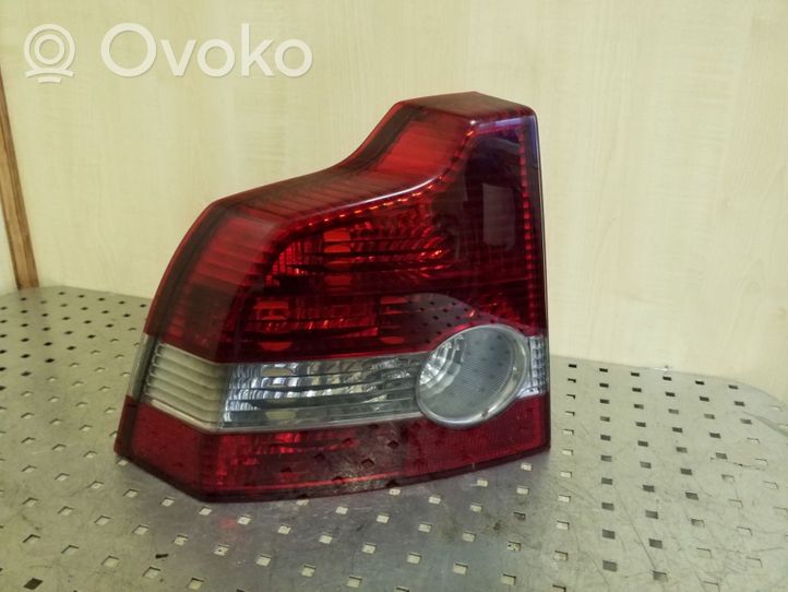 Volvo S40 Задний фонарь в кузове 30698915