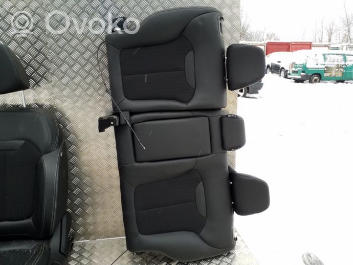 Renault Kadjar Seat and door cards trim set 