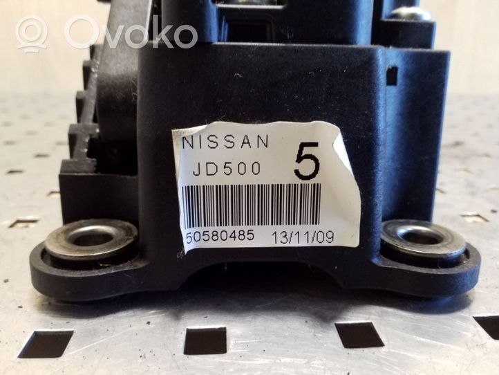 Nissan Qashqai+2 Vaihteenvalitsimen verhoilu 112102067