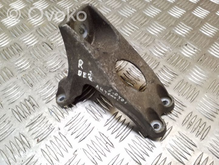 Audi A8 S8 D3 4E Supporto di montaggio scatola del cambio 4E0399114AN