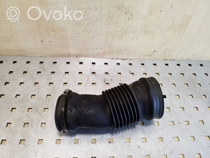 Volvo XC70 Tube d'admission d'air 30769233