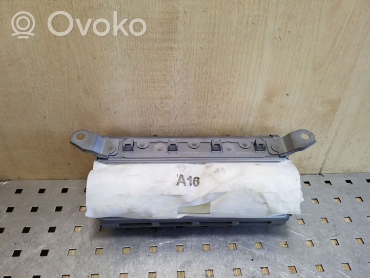 Toyota Avensis T270 Knieairbag BAMPT11150