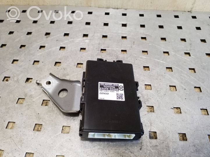 Toyota Avensis T270 Other control units/modules 8969005040