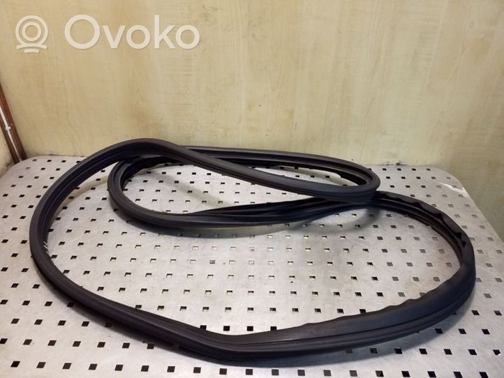 Opel Astra H Rear door rubber seal (on body) 