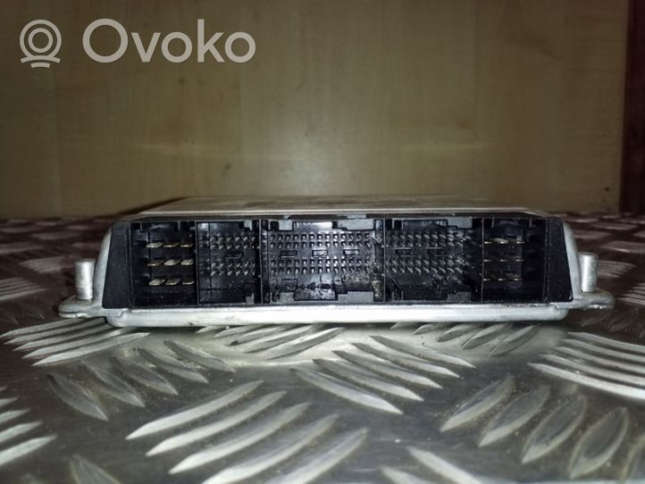 Audi A6 S6 C5 4B Sterownik / Moduł ECU 4B0907401L