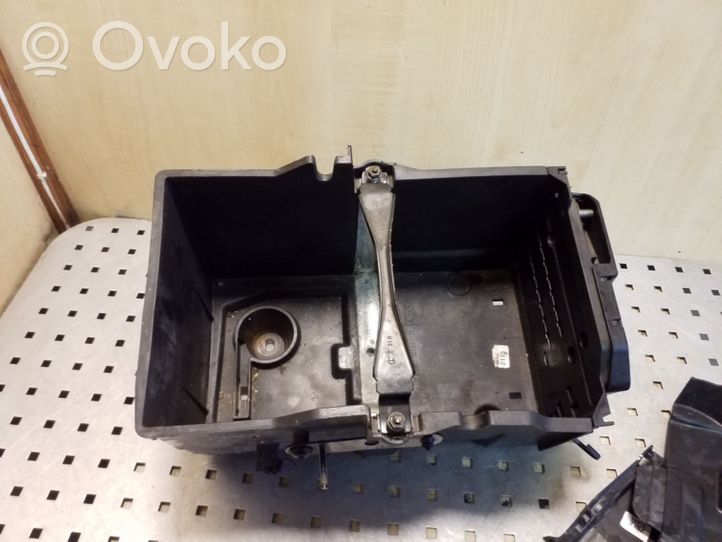 Ford Focus Battery box tray AM5110723AD