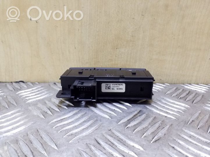 Opel Meriva B Hazard light switch 13287826