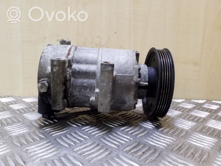 Hyundai i40 Compresor (bomba) del aire acondicionado (A/C)) 1B33E00700