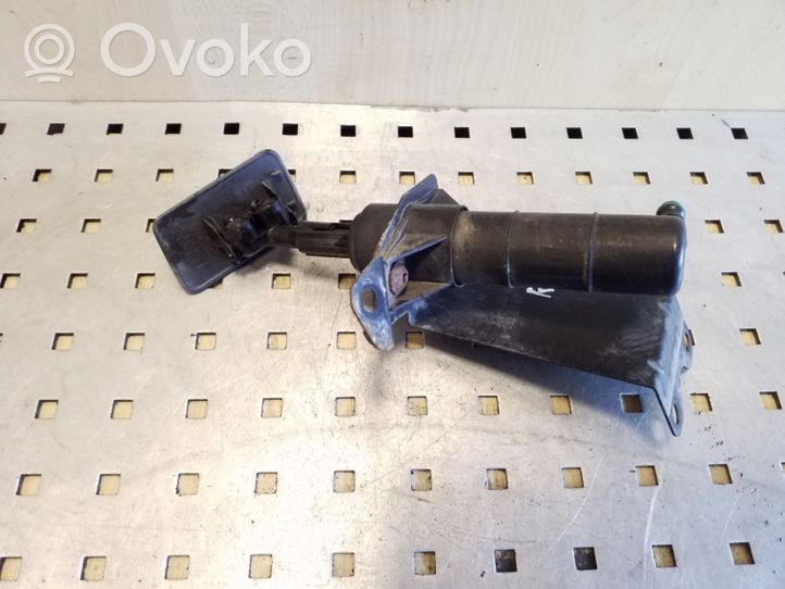 Volkswagen Crafter Ugello a spruzzo lavavetri per faro 9068690114