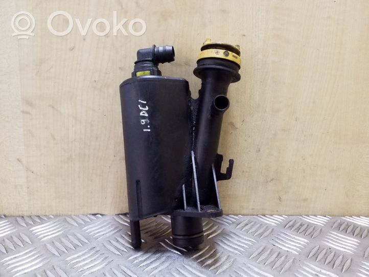 Renault Megane II Oil breather separator 8200140763