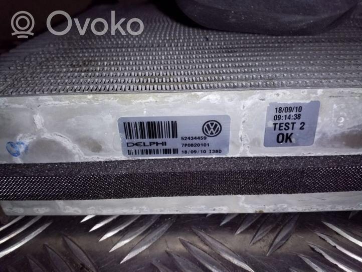 Volkswagen Touareg II Air conditioning (A/C) radiator (interior) 7P0820101