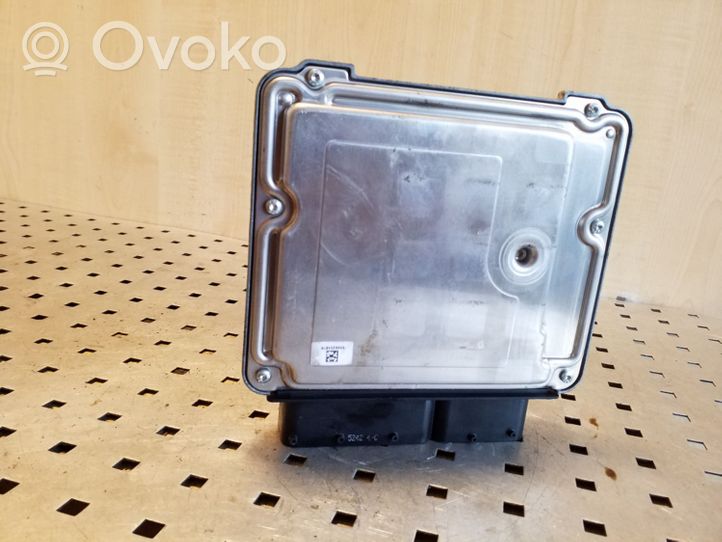 Audi TT TTS Mk2 Sterownik / Moduł ECU 8J0907115BC