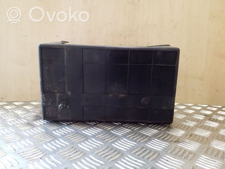 Mitsubishi L200 Batteriekasten MN179221